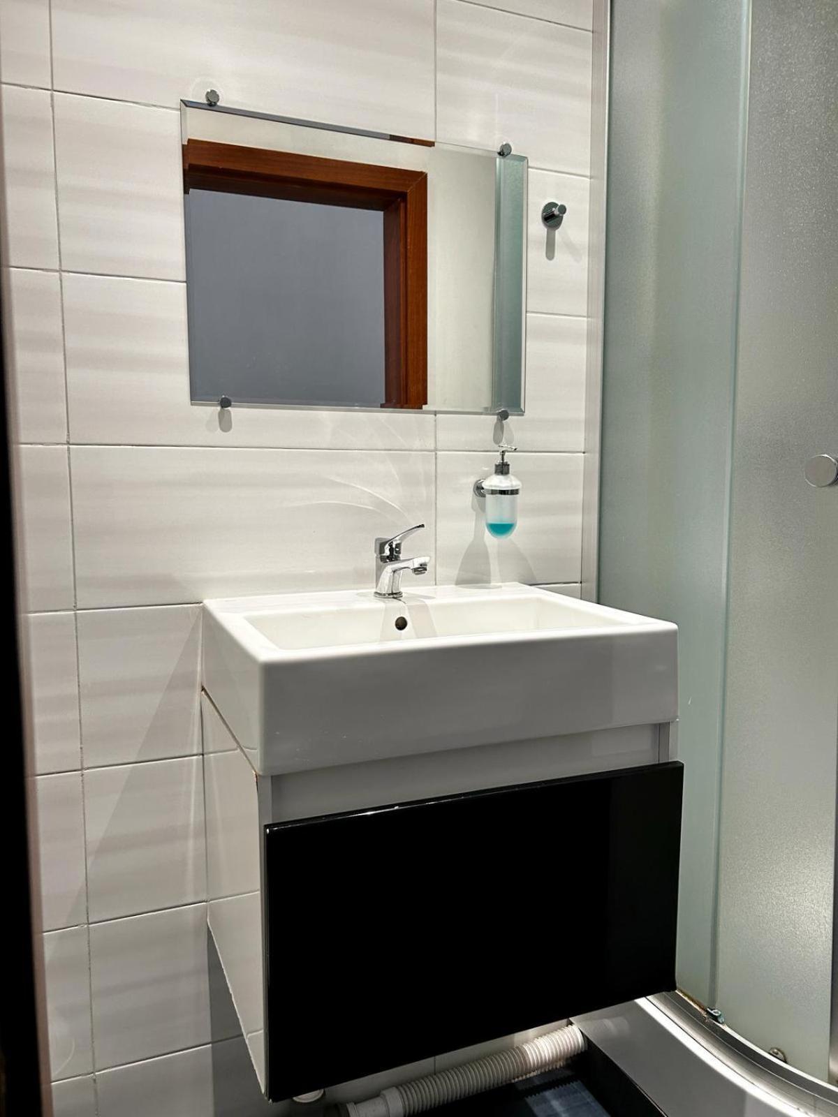Harmony Aparthotel Cracovia Exterior foto