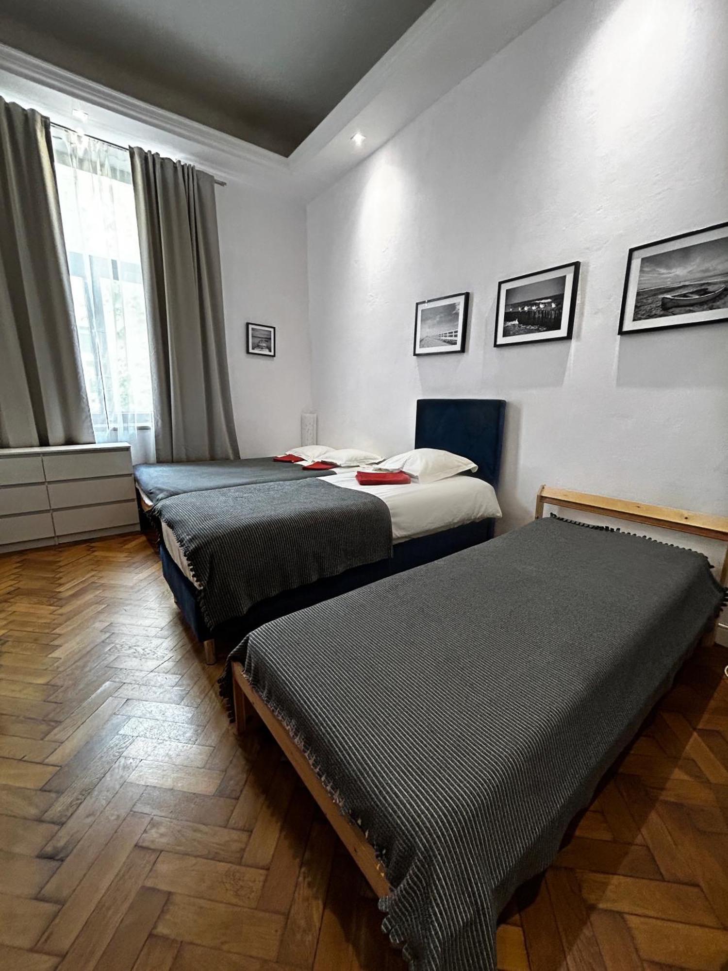 Harmony Aparthotel Cracovia Exterior foto