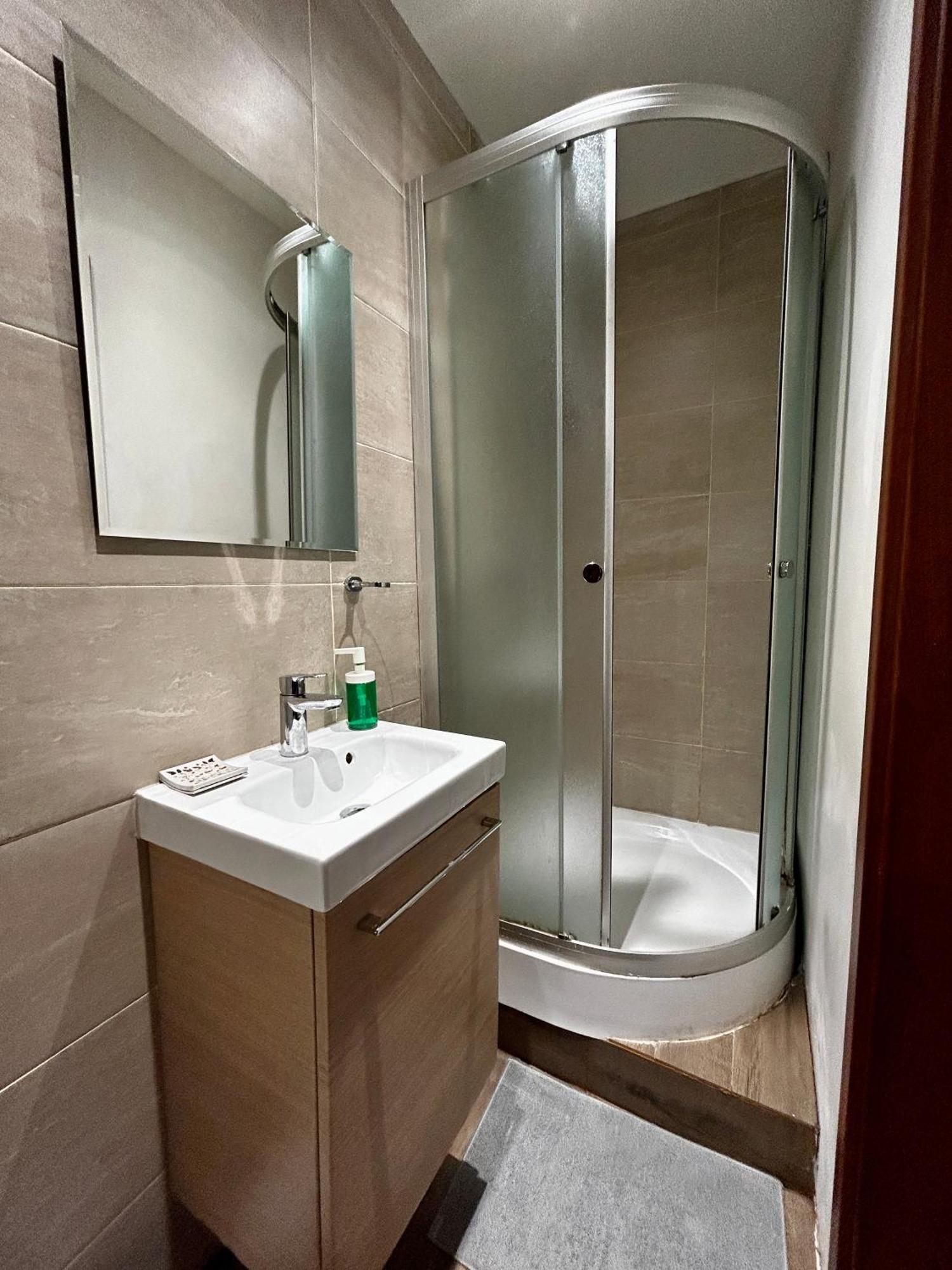 Harmony Aparthotel Cracovia Exterior foto