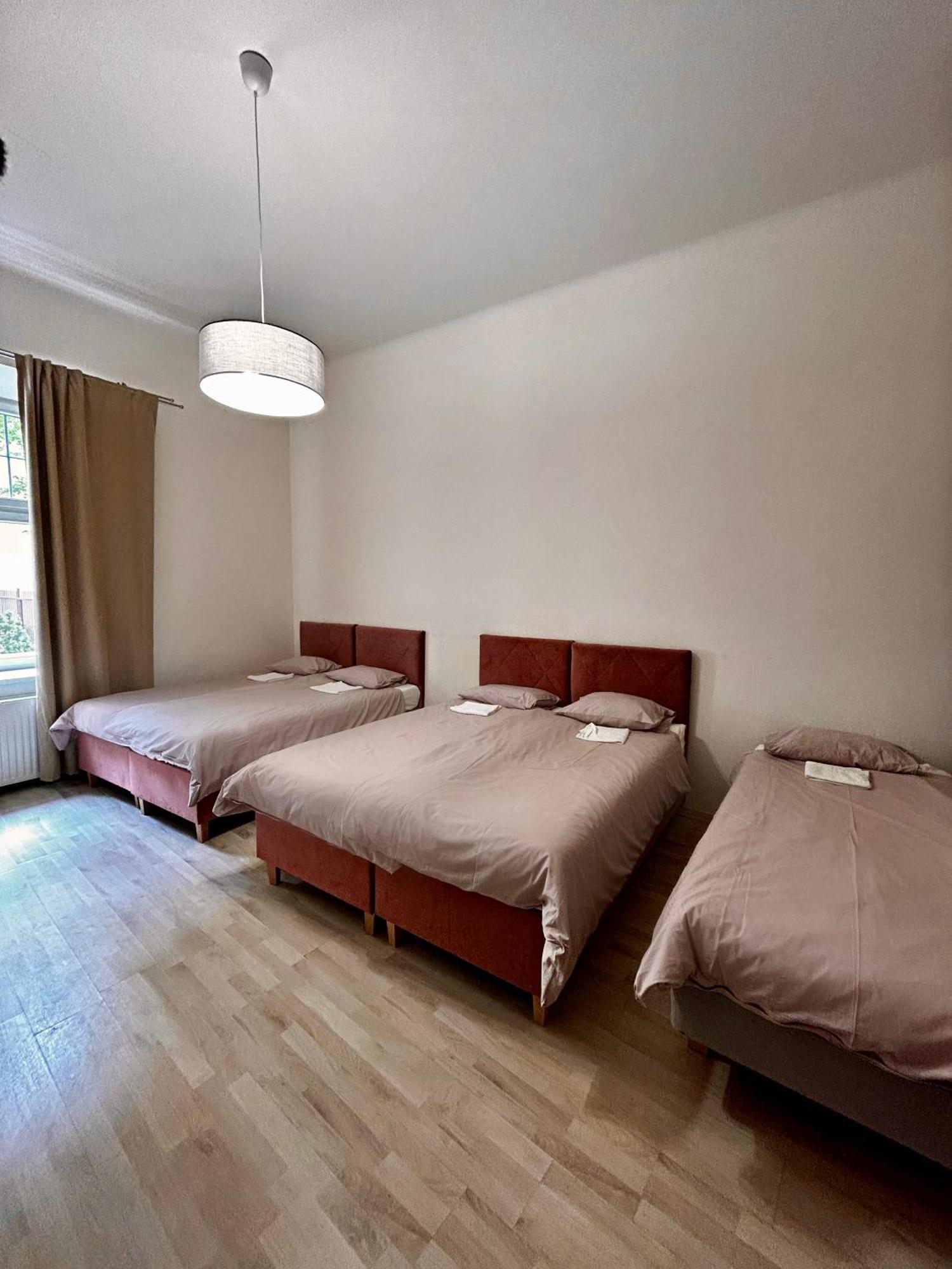 Harmony Aparthotel Cracovia Exterior foto