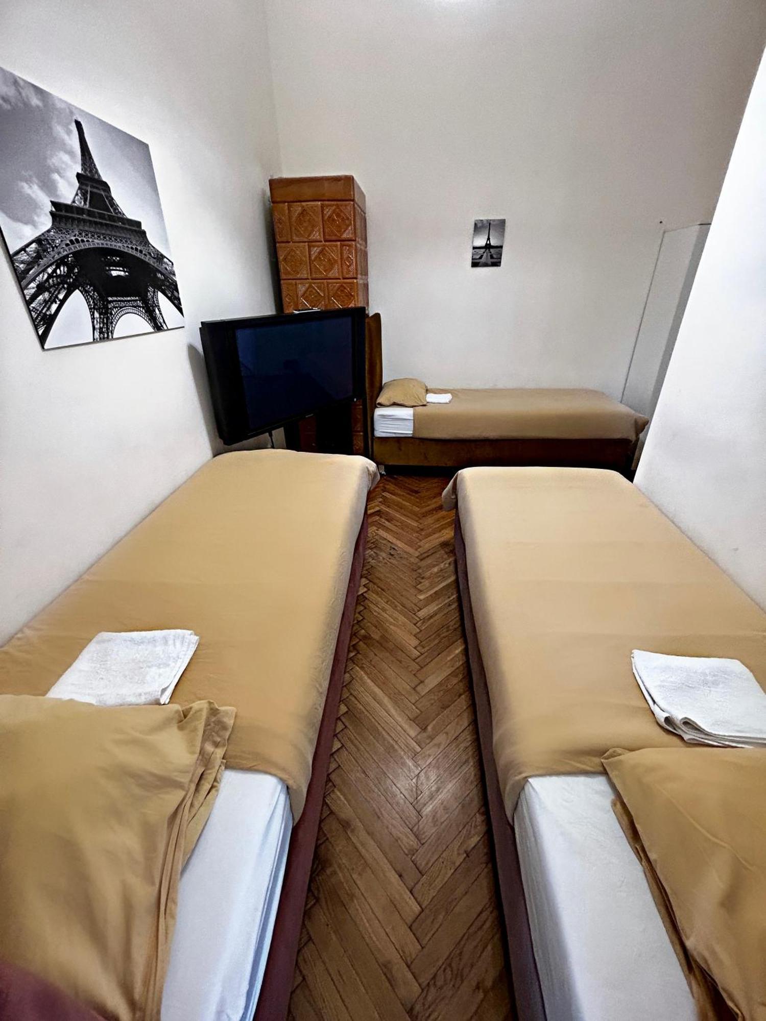 Harmony Aparthotel Cracovia Exterior foto